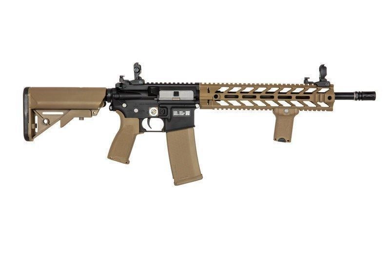 Specna Arms RRA SA-E15 EDGE sähköase - musta/hiekka