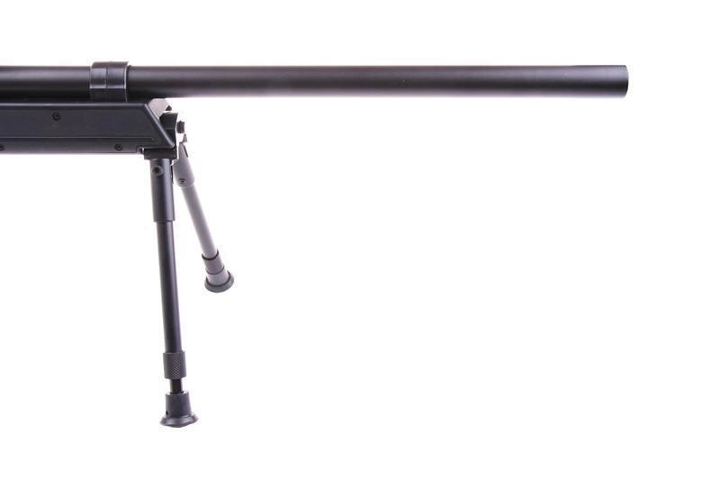 Well MB06 SR-2 LRV Urban Sniper kiikarilla ja bipodilla
