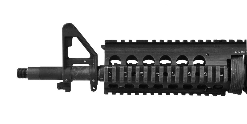 Madbull 14mm CW to CCW adapteri - musta