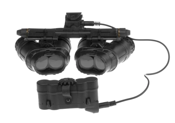 FMA GPNVG-18 Night Vision Goggle Replika - musta