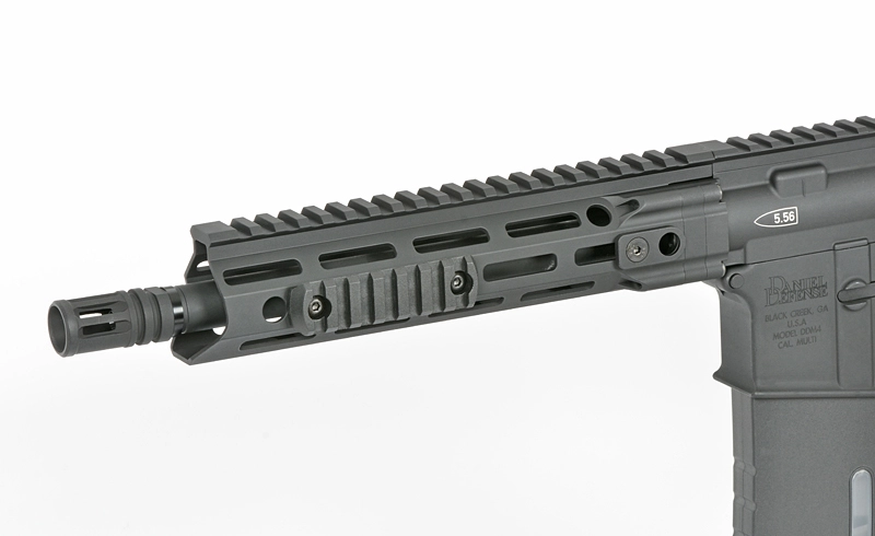 EMG Daniel Defense DDM4 V7 sähköase - musta