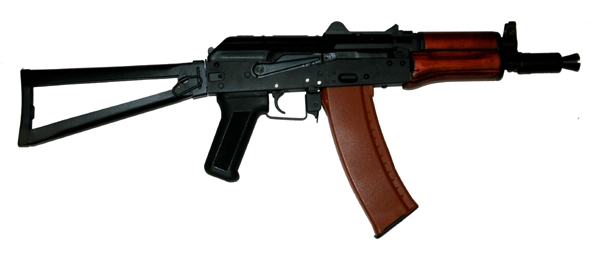 Kalash AKS74UN, metallinen, puuosilla