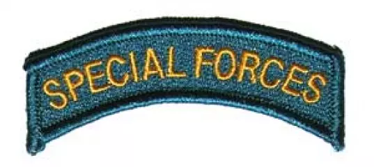 US Army hihamerkki, special forces kaari, värillinen